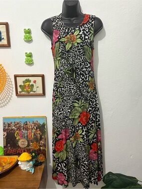 Vintage Sleeveless Black Floral Print Whimsi Stretchy Slinky Maxi Dress